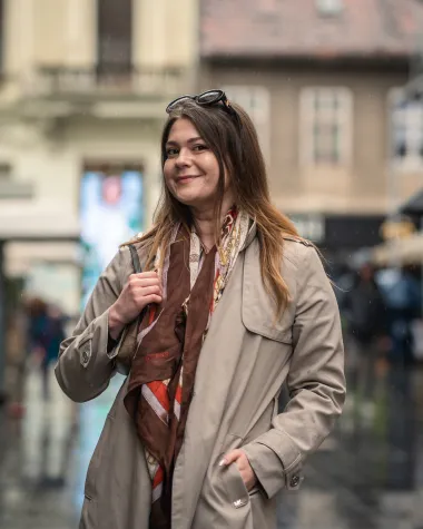 Zagrebačka špica: Kišobrani, trendi outfiti i djevojke iz 'Gospodina Savršenog'