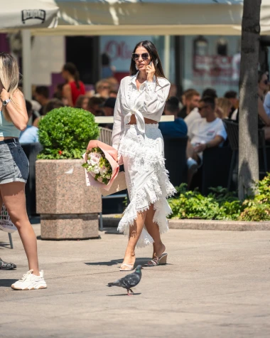 Kako je izgledala zagrebačka špica na dan Thompsonovog koncerta? Puno lijepih žena i sretnih fanova