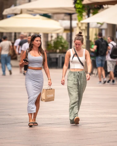 Riječka špica: Zgodne Riječanke fantastično nose ljetne outfite, a paze i na detalje