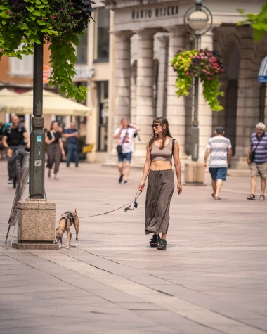 Riječka špica: Zgodne Riječanke fantastično nose ljetne outfite, a paze i na detalje