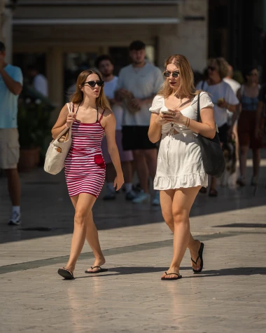 Splitska špica: Što su lijepe Splićanke nosile ove subote?