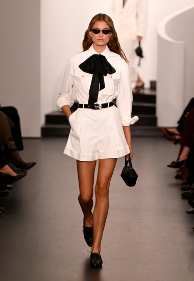 Ralph Lauren minimalističkom kolekcijom najavio tri boje koje će se nositi sljedeće sezone