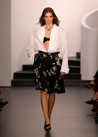 Ralph Lauren minimalističkom kolekcijom najavio tri boje koje će se nositi sljedeće sezone