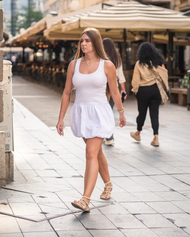 Zagrebačka špica: Lijepe dame u top izdanjima donijele jesenski šarm