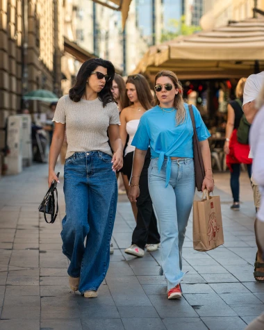 Zagrebačka špica: Zagrepčanke u fenomenalnim outfitima osvojile centar grada