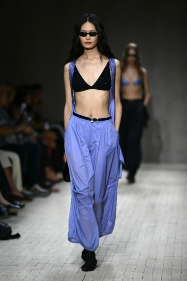 Oproštaj od Armanija u Milanu: Revija Emporio Armani donijela je eleganciju i tugu