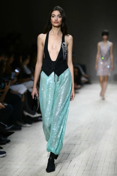 Oproštaj od Armanija u Milanu: Revija Emporio Armani donijela je eleganciju i tugu