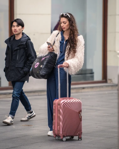 Zagrebačka špica bila je puna lijepih outfita i poznatih lica, zabljesnule su Olja Vori i Maja Cvjetković