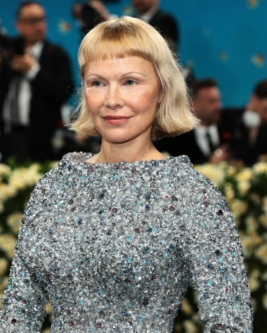 Od platinaste plavuše do nježnog boba: Najbolje frizure Pamele Anderson tijekom godina