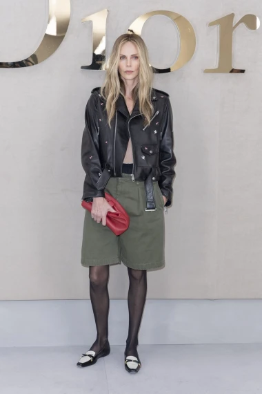 Najbolje odjevene slavne osobe u Parizu – od Hailey Bieber do Charlize Theron