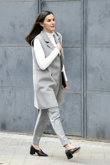 Kraljevske kombinacije za svaki dan: Odjeni se poput kraljice Letizije i Ranije