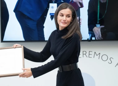 Kraljevske kombinacije za svaki dan: Odjeni se poput kraljice Letizije i Ranije