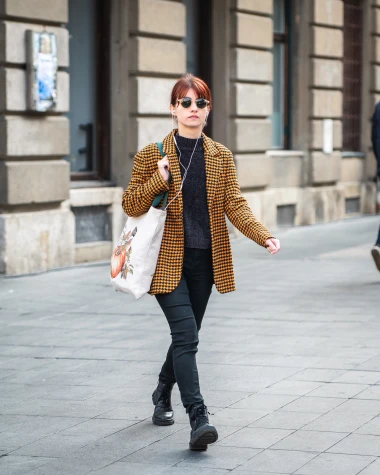 Zagrebačka špica: Anita Martinović fantastična u elegantnoj haljini, jesenski lookovi zavladali centrom