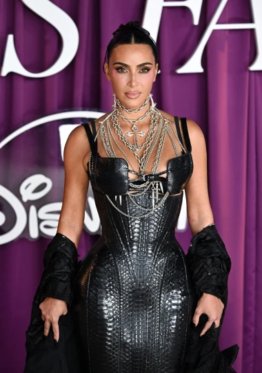 Kim Kardashian zadivila je sve svojim besprijekornim stilom u proteklim danima