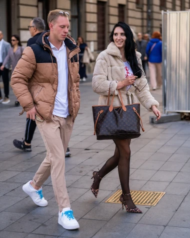 Zanimljive hulahopke zavladale su gradom, evo kako ih Zagrepčanke nose s minicama