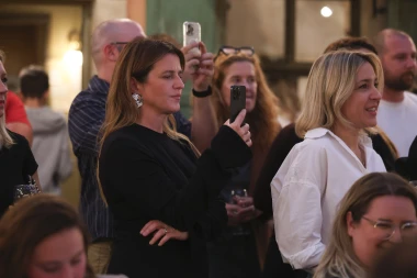 Velika fešta u Vrilu! RTL-ove 'Divlje pčele' službeno predstavljene jedinstvenim eventom na setu serije