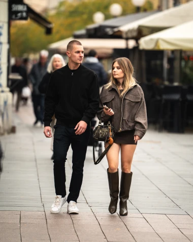 Zagrebačka špica: Zanosne plavuše i kratke suknje razbile monotoniju jesenjeg dana