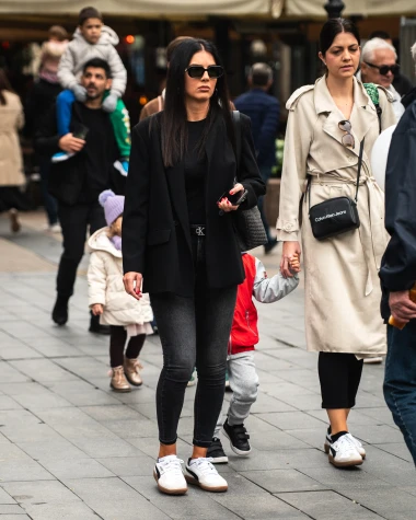 Zagrebačka špica: Zanosne plavuše i kratke suknje razbile monotoniju jesenjeg dana