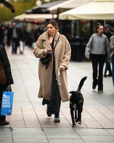 Zagrebačka špica: Zanosne plavuše i kratke suknje razbile monotoniju jesenjeg dana