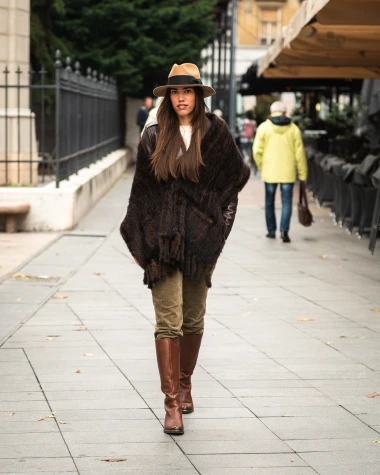 Zagrebačka špica: Zanosne plavuše i kratke suknje razbile monotoniju jesenjeg dana