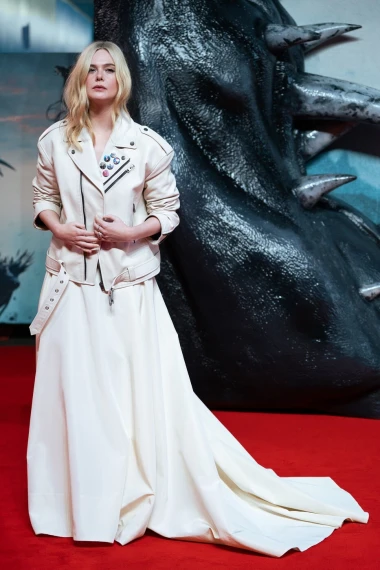 Pogledajte kako Charlize Theron i druge slavne dame nose kožne jakne