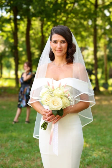 Olga i Marta zasjale u bijelim vjenčanicama - koja vam je ljepša?