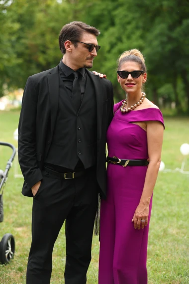 Olga i Marta zasjale u bijelim vjenčanicama - koja vam je ljepša?