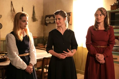 Idila na setu 'Divljih pčela'! Sestre Runje postale nerazdvojne, a glumačke legende očarane mladim talentima