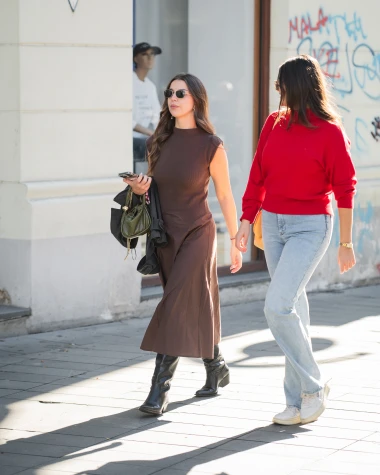 Lijepe žene su preuzele zagrebačku špicu: Pogledaj jesenski modni izlog grada