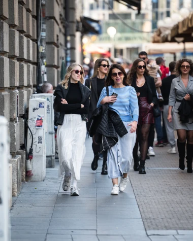 Lijepe žene su preuzele zagrebačku špicu: Pogledaj jesenski modni izlog grada