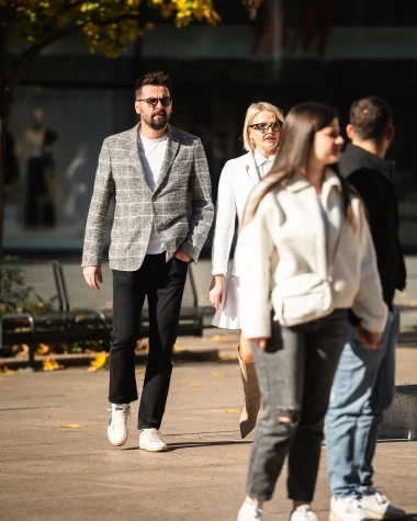 Lijepe žene su preuzele zagrebačku špicu: Pogledaj jesenski modni izlog grada