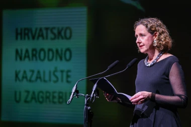 Svečano otvorenje HNK2 u Zagrebu: Jelena Perčin se pojavila u zagrljaju Ante Gele