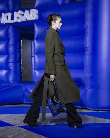 Svoga dvorca kralj: Kolekcija donosi stilski zaokret unutar KLISAB modnog identiteta