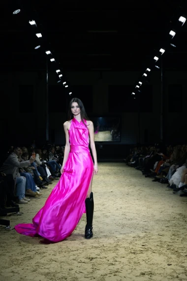 Brojni poznati na reviji Brenda Lokomotiva by Lana Puljić, Ivana Mi&scaron;ković i Olja Vori odu&scaron;evile modnim kombinacijama