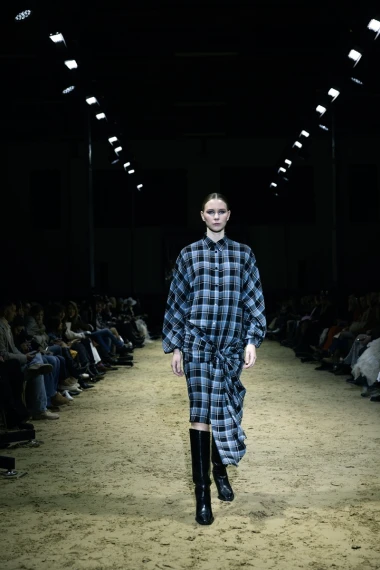 Brojni poznati na reviji Brenda Lokomotiva by Lana Puljić, Ivana Mi&scaron;ković i Olja Vori odu&scaron;evile modnim kombinacijama