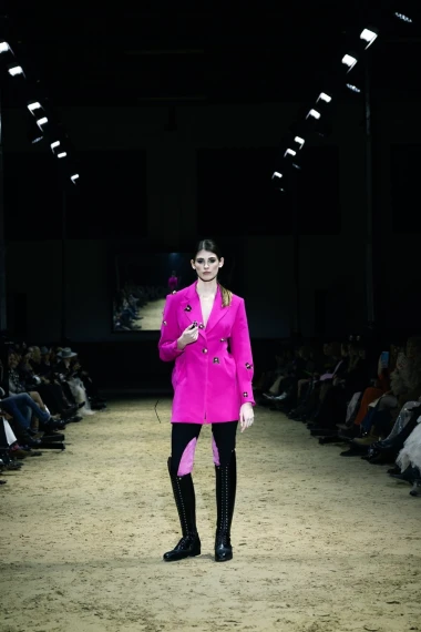 Brojni poznati na reviji Brenda Lokomotiva by Lana Puljić, Ivana Mi&scaron;ković i Olja Vori odu&scaron;evile modnim kombinacijama