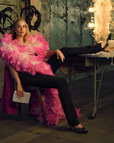 'Showgirls' slavi 30 godina: Elizabeth Berkley u haljini inspiriranoj filmom