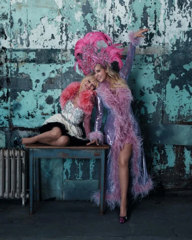 'Showgirls' slavi 30 godina: Elizabeth Berkley u haljini inspiriranoj filmom