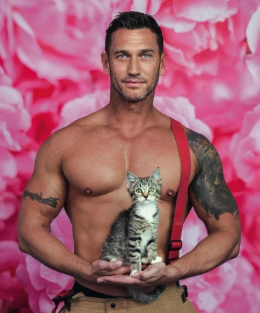 Oni su snažni, zgodni i vole životinje: Stigao je novi kalendar vrućih australskih vatrogasaca