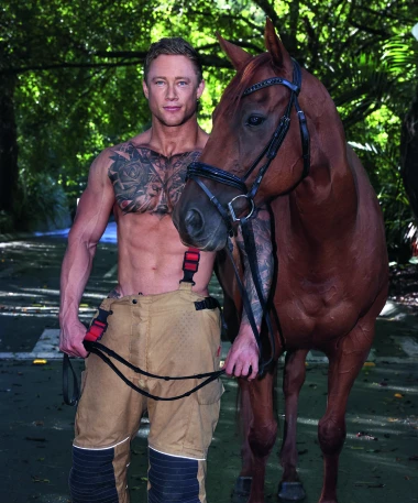 Oni su snažni, zgodni i vole životinje: Stigao je novi kalendar vrućih australskih vatrogasaca