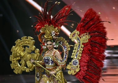 Laura Gnjatović predstavila nacionalni kostim na izboru za Miss Universe