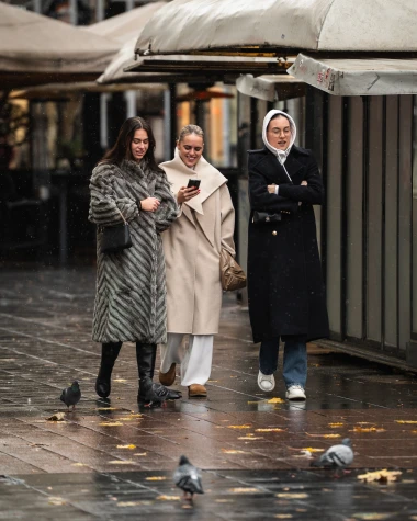 Zagrepčanke prkose hladnoći: Pogledajte zimske outfite koji su zapalili špicu!