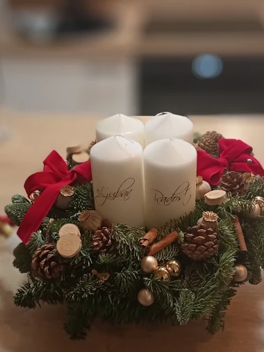 Pogledajte 45 predivnih adventskih vijenaca naših čitateljica