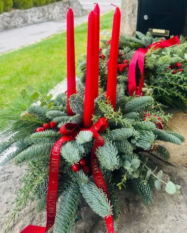 Opet ste nas oduševile: Najljepši crveni adventski vijenci naših čitateljica