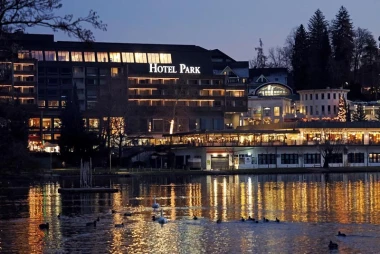 Zimska čarolija samo 140 km od Zagreba: Vodič za advent na Bledu