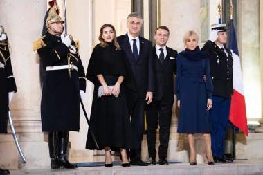 Ana Maslać Plenković u prekrasnom izdanju nadma&scaron;ila Brigitte Macron