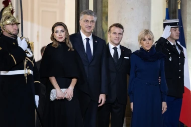 Ana Maslać Plenković u prekrasnom izdanju nadma&scaron;ila Brigitte Macron