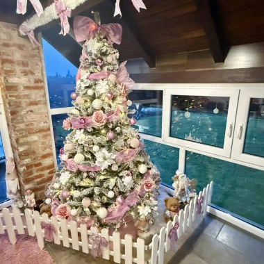 Neke na&scaron;e čitateljice već su okitile božićna drvca! Pogledajte tu rasko&scaron; i pronađite inspiraciju