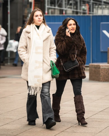 Zagrebačka &scaron;pica: Zgodne Zagrepčanke u upečatljivim outfitima preplavile centar