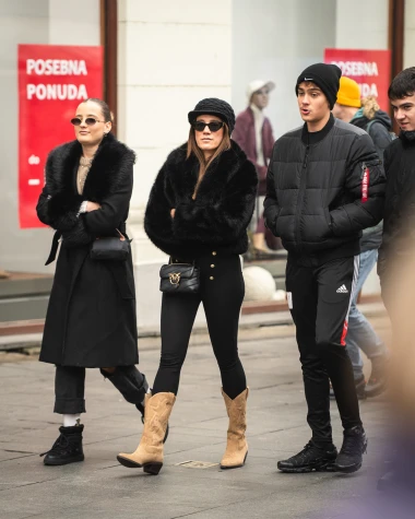 Zagrebačka &scaron;pica: Zgodne Zagrepčanke u upečatljivim outfitima preplavile centar